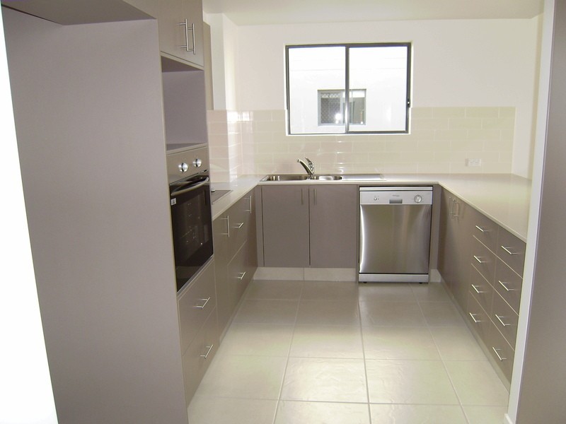 B10/1 Acacia Court, Robina QLD 4226