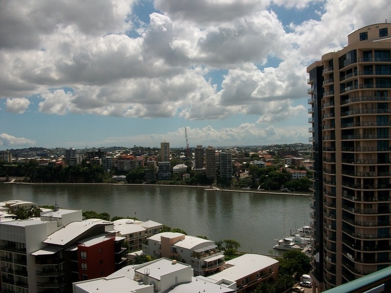 1 GOODWIN STREET, Kangaroo Point QLD 4169