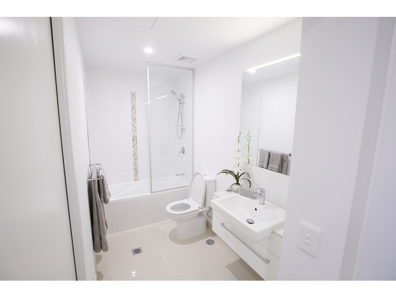 17 Bath Street, Labrador QLD 4215