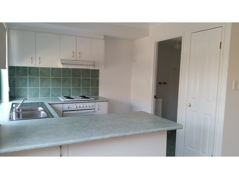 1 Highridge Rd, Springfield QLD 4300