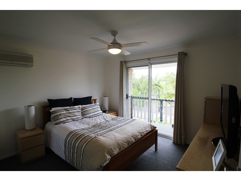 16 Arcadia Street, Eight Mile Plains QLD 4113