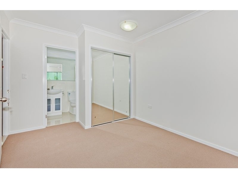 1021 Boundary Rd, Coopers Plains QLD 4108