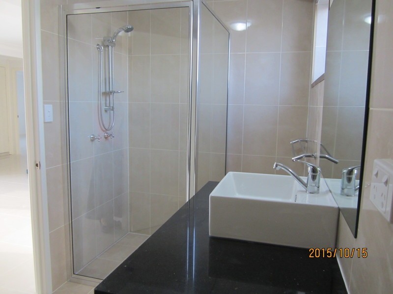 16 Gralunga Street, Mansfield QLD 4122