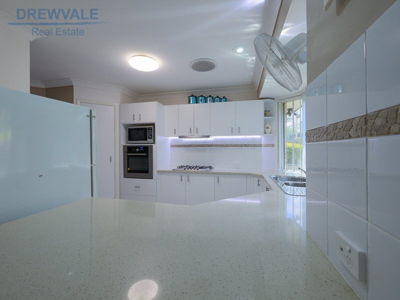 12 Carnea Place, Regents Park QLD 4118