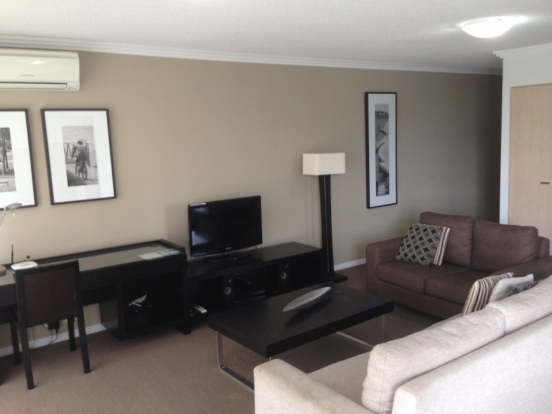 127/1-7 Moores Crescent, Varsity Lakes QLD 4227