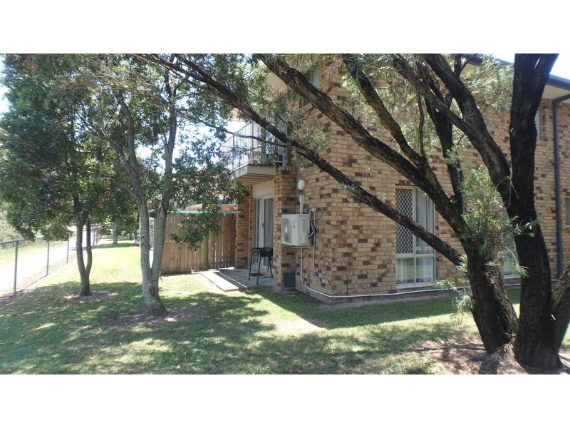 townhouse @ 11 waterford court, Bundall QLD 4217