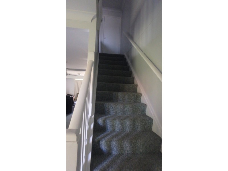 townhouse @ 11 waterford court, Bundall QLD 4217