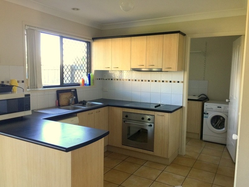 11/8 Buckingham Place, Eight Mile Plains QLD 4113