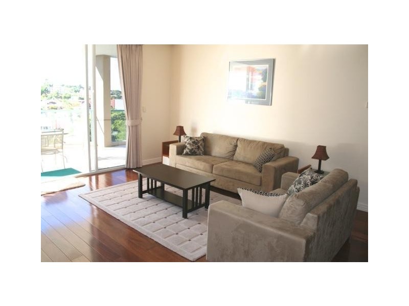 19/27 Harbour Rd, Hamilton QLD 4007