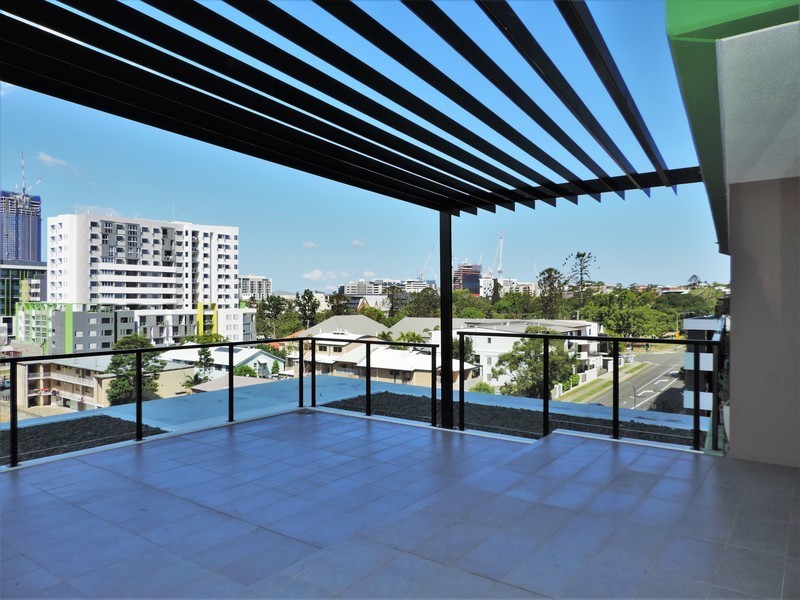 2056/9 Edmondstone street, South Brisbane QLD 4101