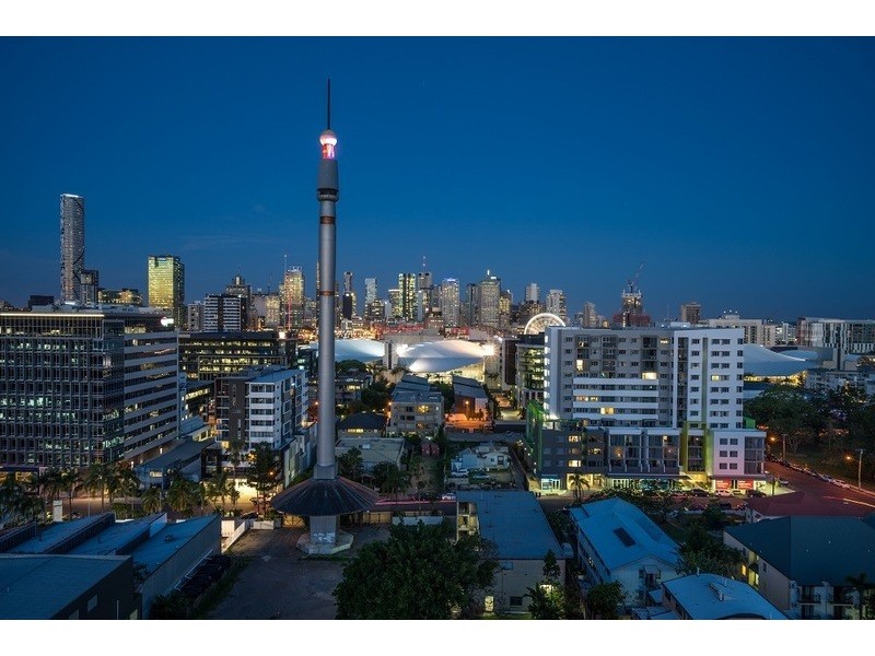 2056/9 Edmondstone street, South Brisbane QLD 4101