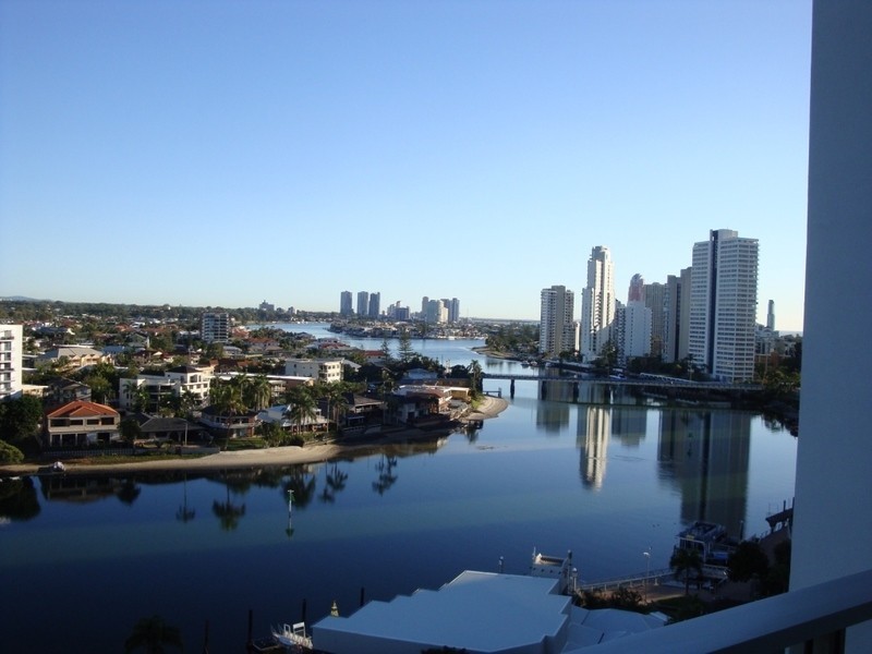4 WAHROONGA PLACE, Surfers Paradise QLD 4217
