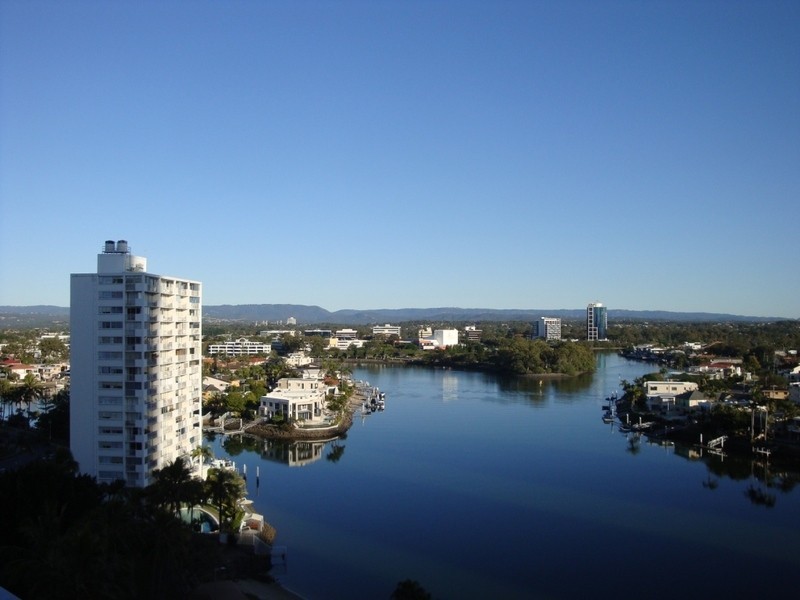 4 WAHROONGA PLACE, Surfers Paradise QLD 4217