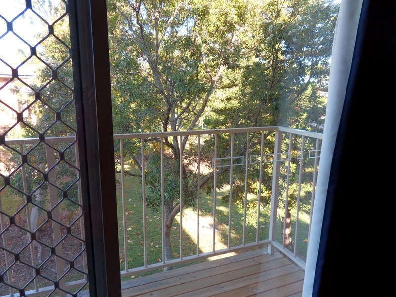 for sale large townhouse @/11 waterford court, Bundall QLD 4217