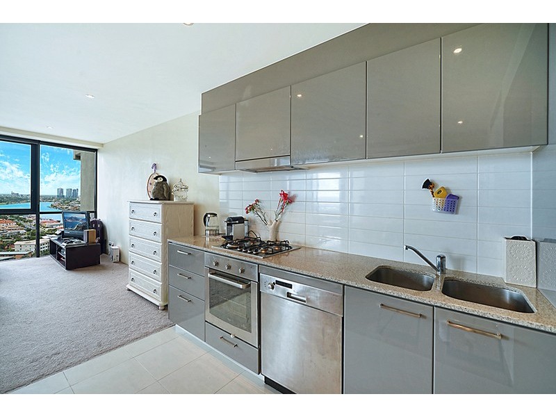 4 WAHROONGA PLACE, Surfers Paradise QLD 4217