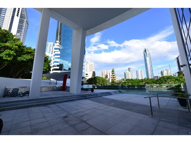 4 WAHROONGA PLACE, Surfers Paradise QLD 4217