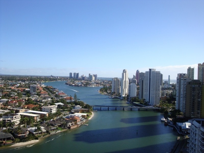 4 WAHROONGA PLACE, Surfers Paradise QLD 4217