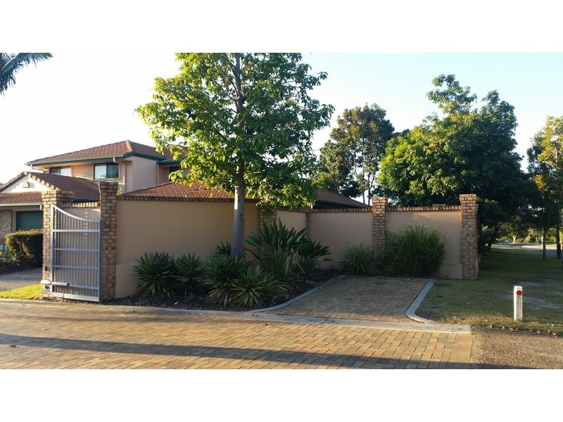 1/1 Highridge Road, Springfield QLD 4300