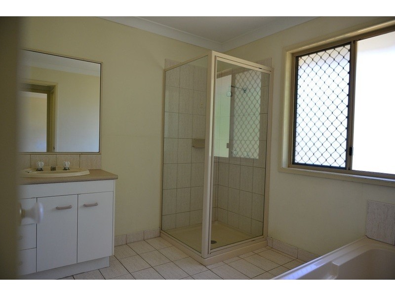 106 St Andrew Street, Kuraby QLD 4112