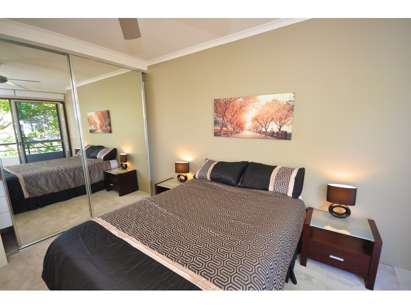 11/1 Peninsular Drive, Surfers Paradise QLD 4217