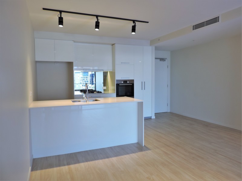 1092 /9 Edmondstone Street, South Brisbane QLD 4101