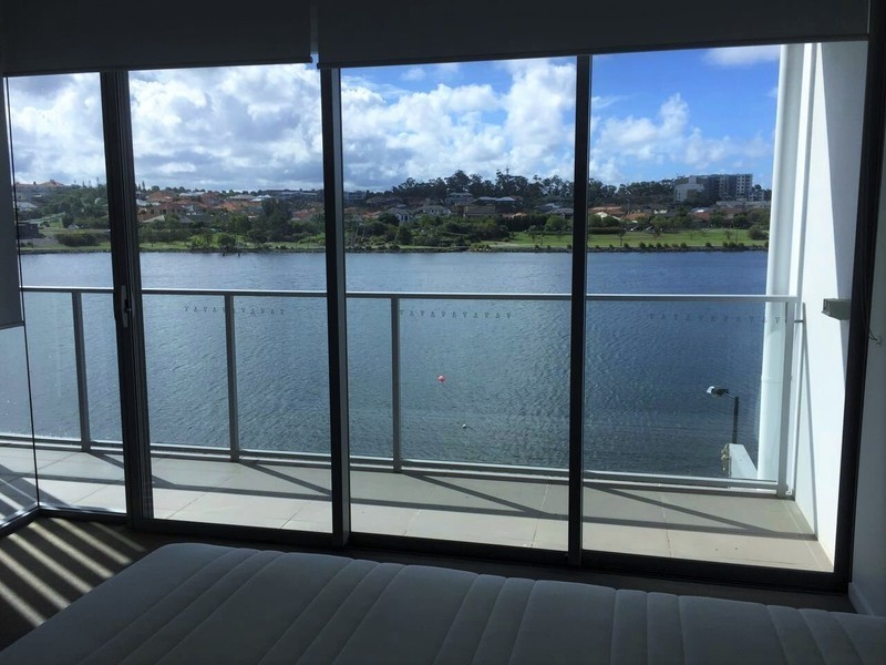 15 South Bay Drive, Varsity Lakes QLD 4227