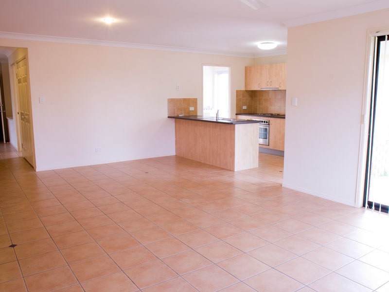 7 charlotte street, Carina QLD 4152