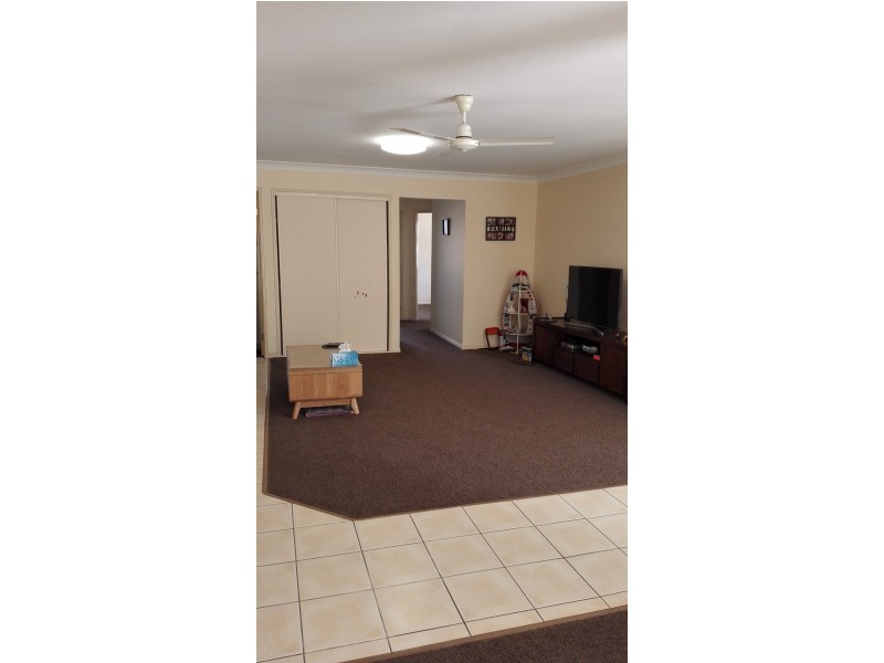 23 Magnolia grove, Robertson QLD 4109