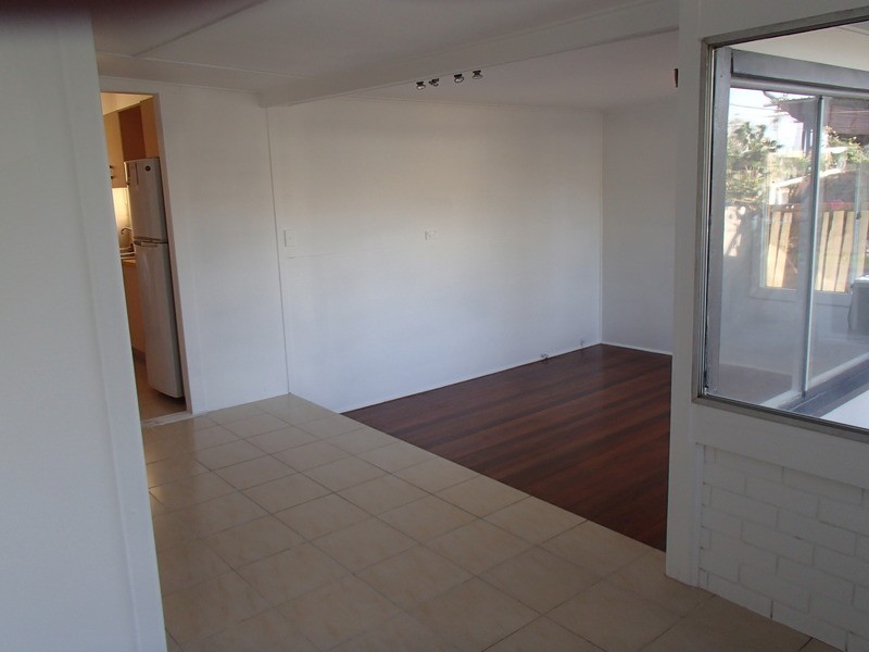 9 Dandar drive, Southport QLD 4215