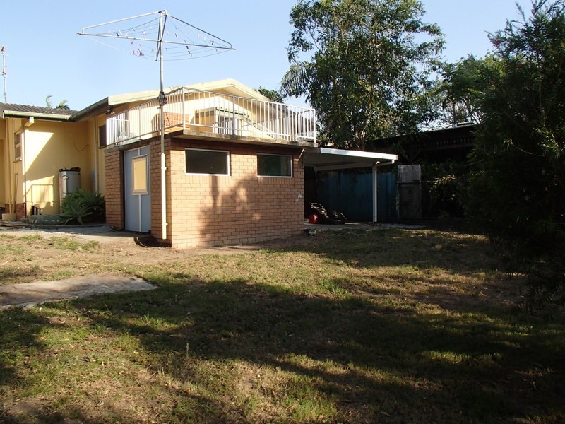 9 Dandar drive, Southport QLD 4215