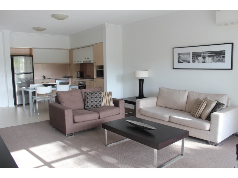 176/1-7 Moores Crescent, Varsity Lakes QLD 4227