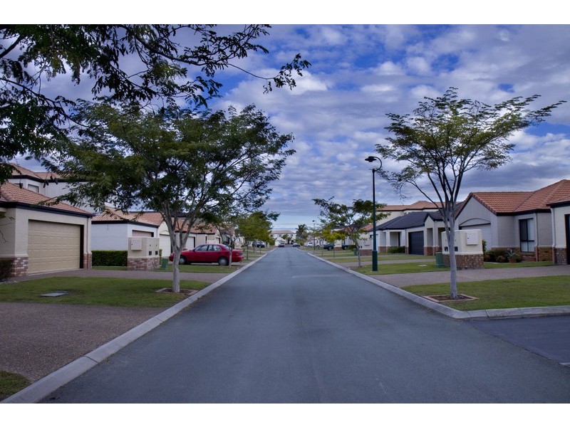 4 prudence court, Carina QLD 4152