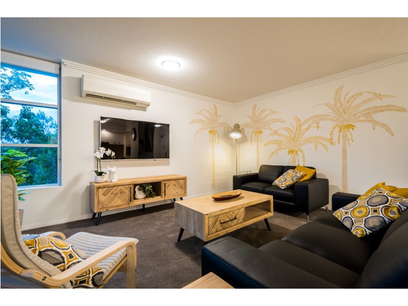 26/1-7 Moores Crescent, Varsity Lakes QLD 4227