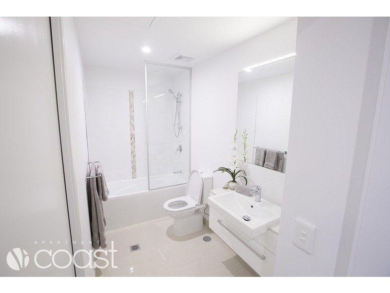 17  Bath, Labrador QLD 4215