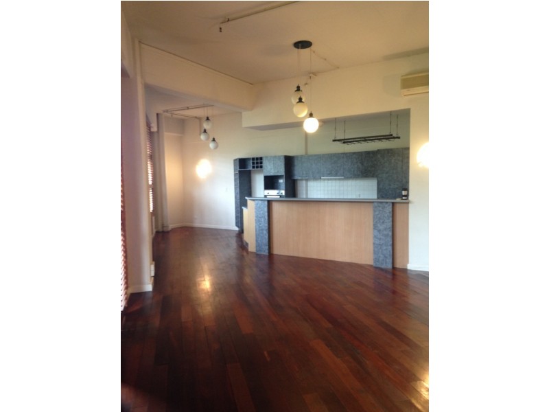 56 Chermsidee st, Teneriffe QLD 4005