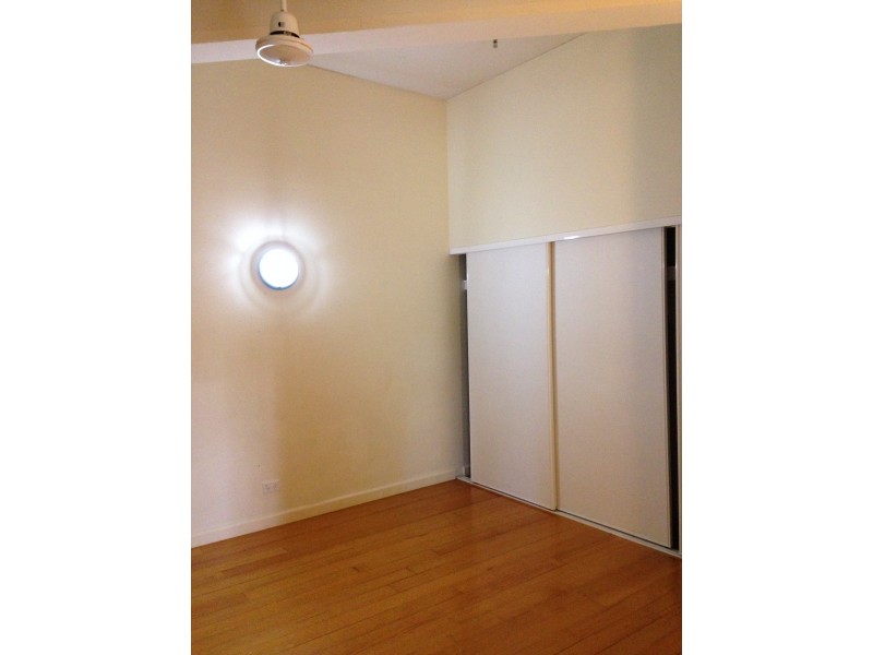 56 Chermsidee st, Teneriffe QLD 4005