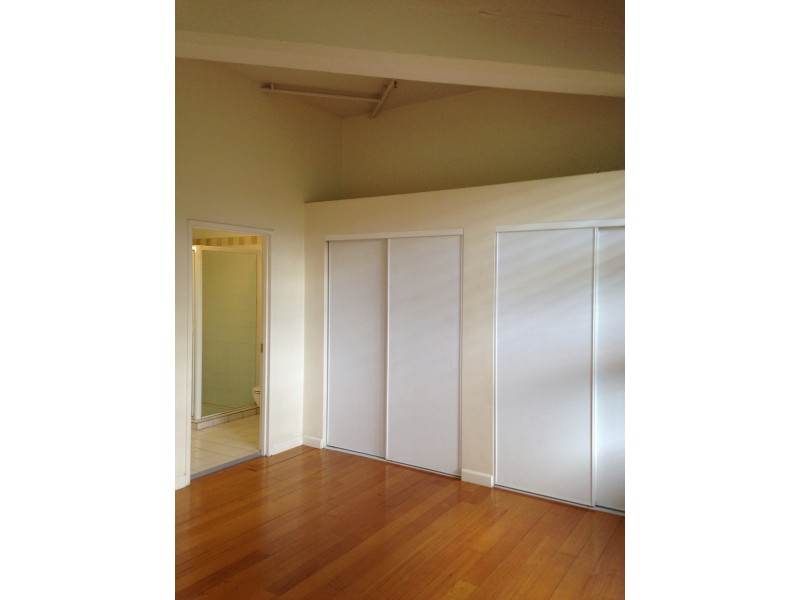 56 Chermsidee st, Teneriffe QLD 4005