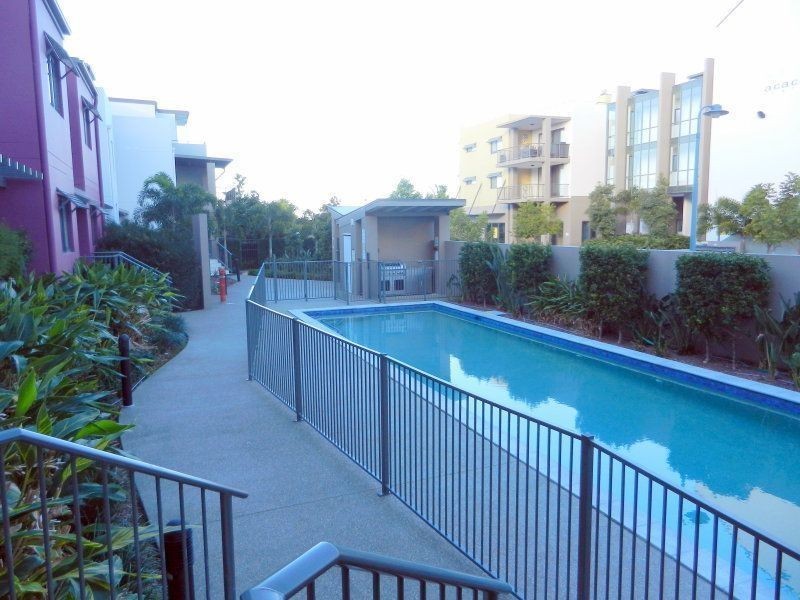 B17 Acacia Court, Robina QLD 4226