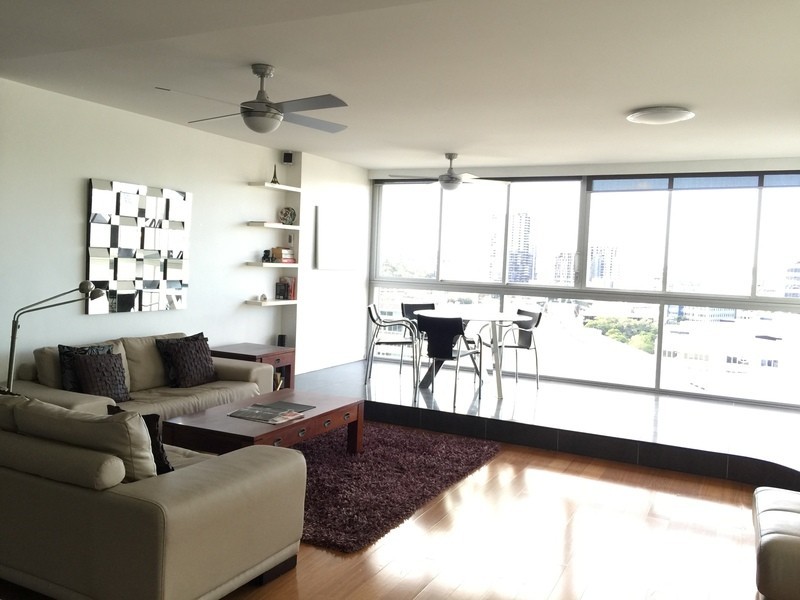 24 Dunmore TCE, Auchenflower QLD 4066