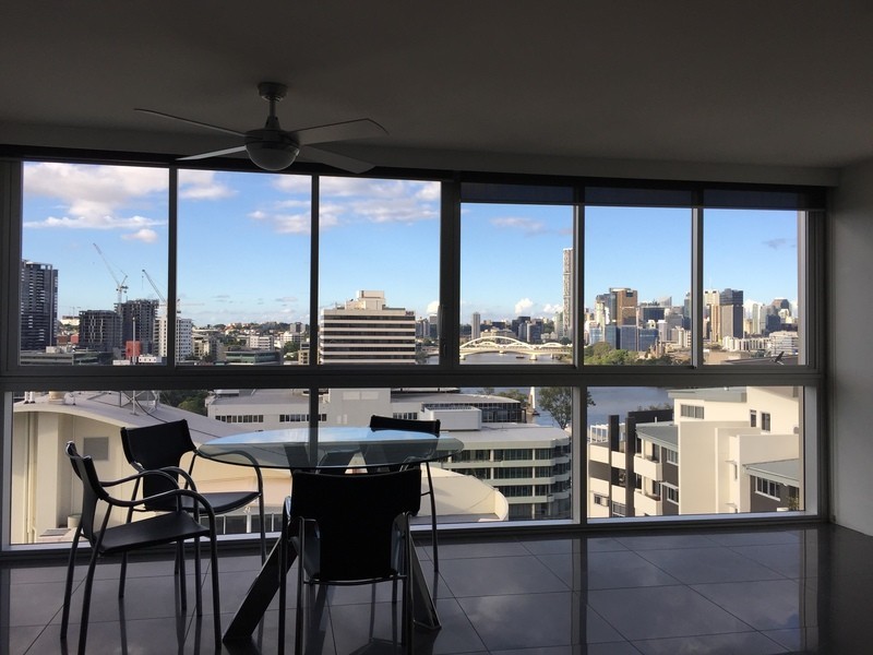 24 Dunmore TCE, Auchenflower QLD 4066