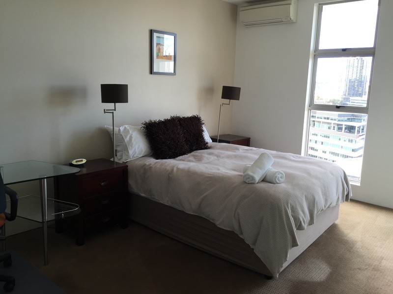 24 Dunmore TCE, Auchenflower QLD 4066