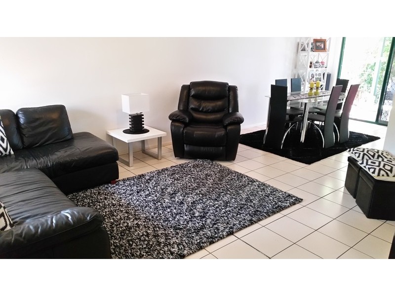 1 Highridge Rd, Springfield QLD 4300