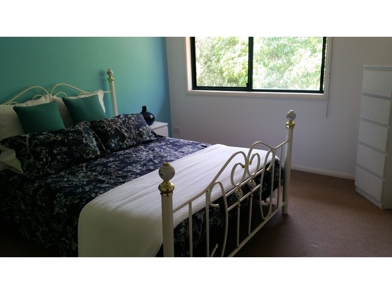 1 Highridge Rd, Springfield QLD 4300