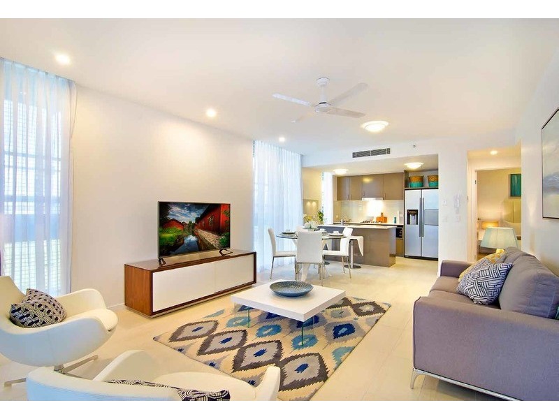 17 Bath Street, Labrador QLD 4215