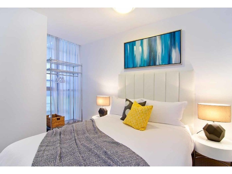 17 Bath Street, Labrador QLD 4215