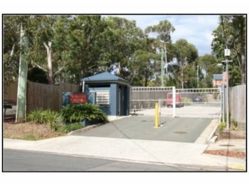 3/170 Whiting Street, Labrador QLD 4215