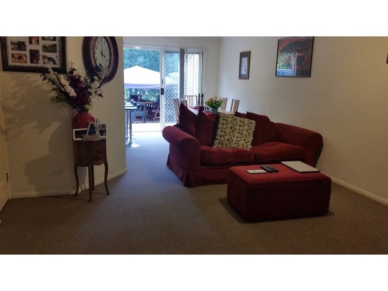 1 Highridge Rd, Springfield QLD 4300