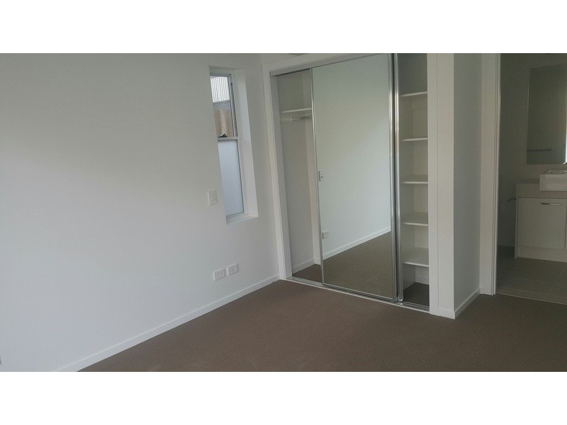 127  Grosvenor Street, Morningside QLD 4170