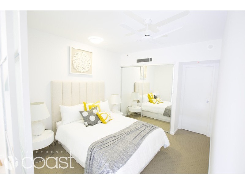 17 Bath Street, Labrador QLD 4215