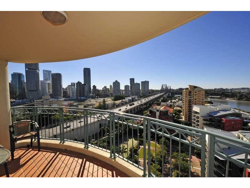 1 GOODWIN STREET, Kangaroo Point QLD 4169